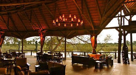 Lianshulu Lodge Muneambuanas 外观 照片